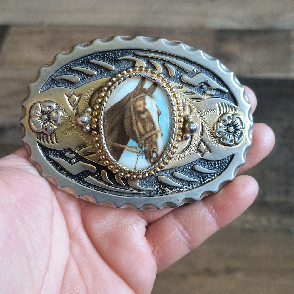 Vintage Western Metal Horse Floral Medallion Cameo Belt Buckle - Picture 6 of 6